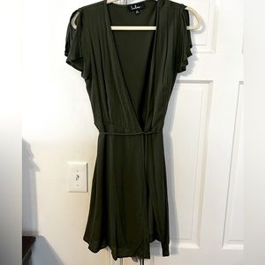 Army green dress from lulus. Size xs